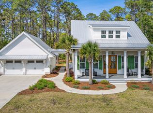 105 Whispering Oaks Ln, Saint Marys, GA 31558