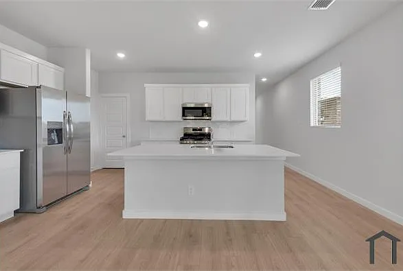 711 Knox River Dr — Photo 5