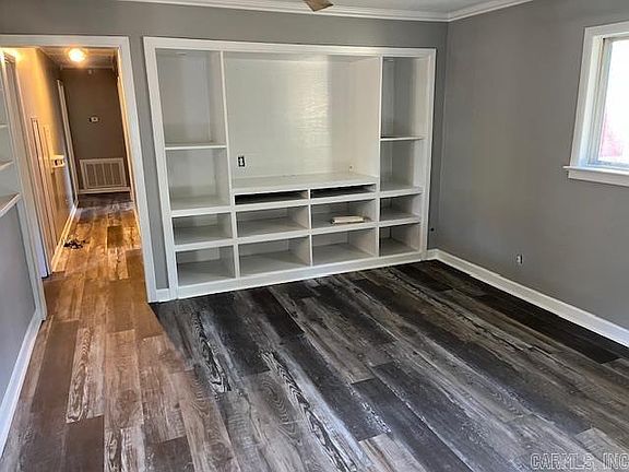 5th image of 1215 Abernathy St