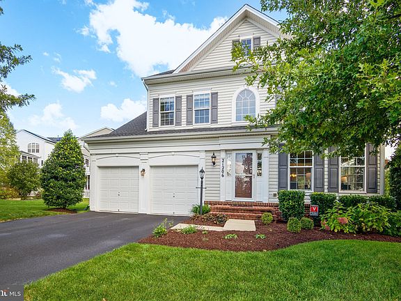 5th image of 21206 Elise Pl
