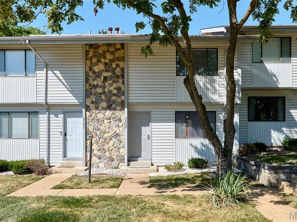 3002 San Souci Dr #3002, Lake Saint Louis, MO 63367