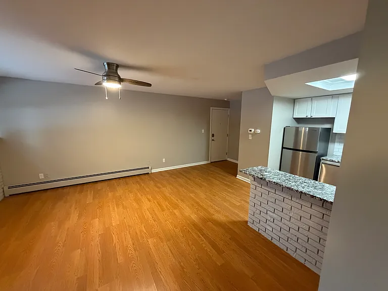 Elora Apartments — Photo 11