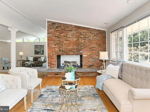 4124 Watkins Trl, Annandale, VA 22003