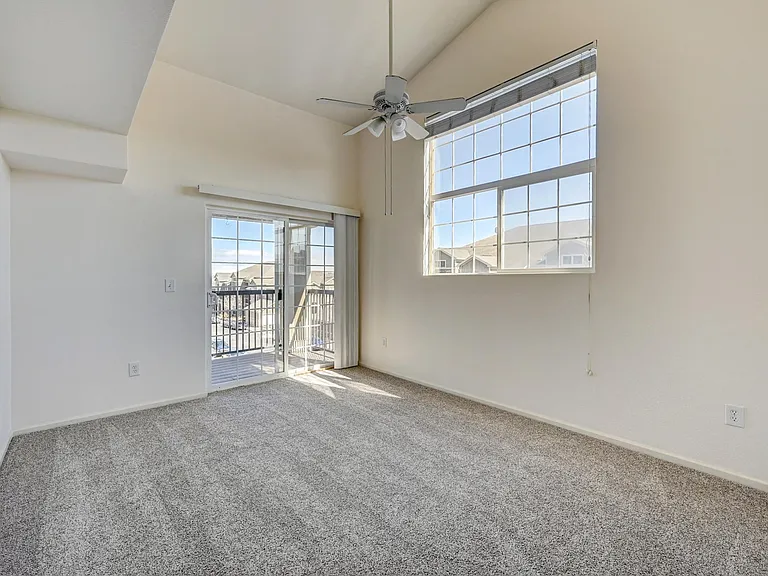 2900 Blue Sky Cir #5-307 — Photo 14