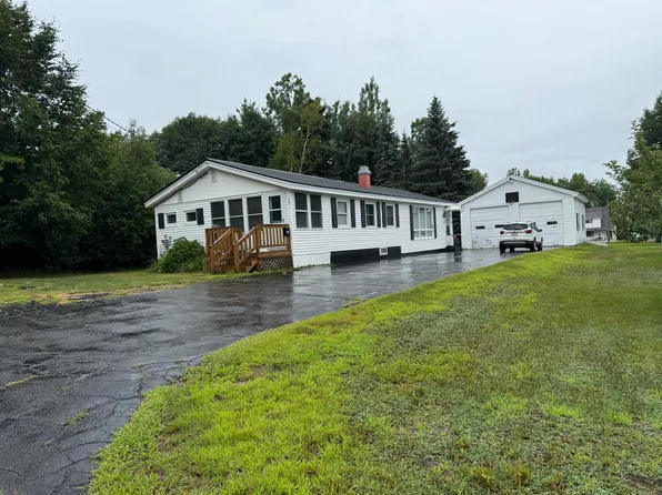 39 Kelly Lane, Millinocket, ME 04462