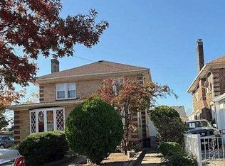 1201 Bay 27th St, Far Rockaway, NY 11691
