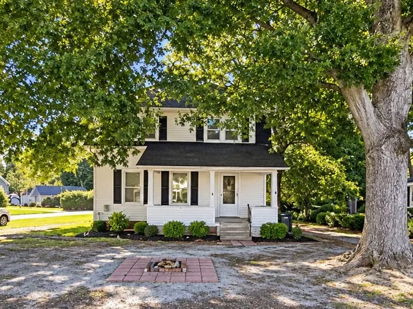 3146 Monroe St, Exmore, VA 23350