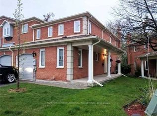 80 McCallum Dr #31, Richmond Hill, ON L4C 9X5