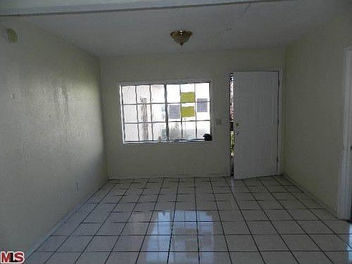 2nd image of 656 W Florence Ave