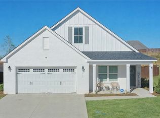2219 Lakeview Dr, Opelika, AL 36801