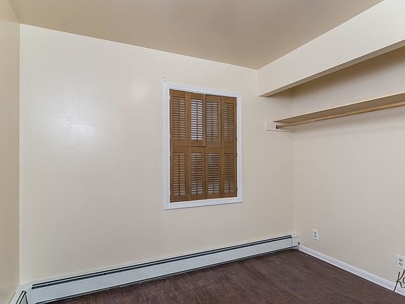 5th image of 709 5th Ave