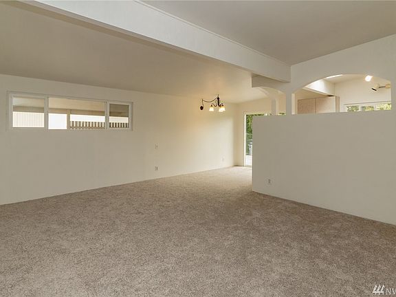 4th image of 24916 Marine View Dr S