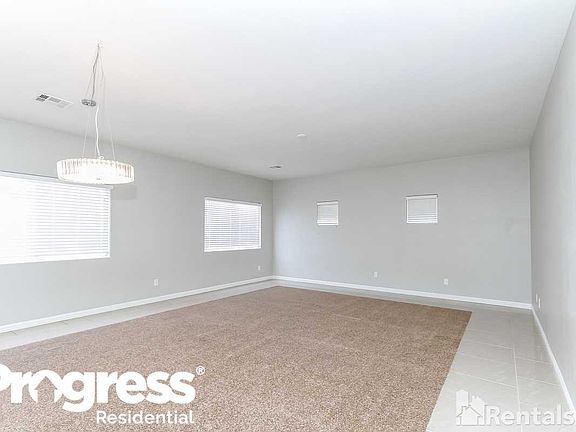 4th image of 6129 Darnley St
