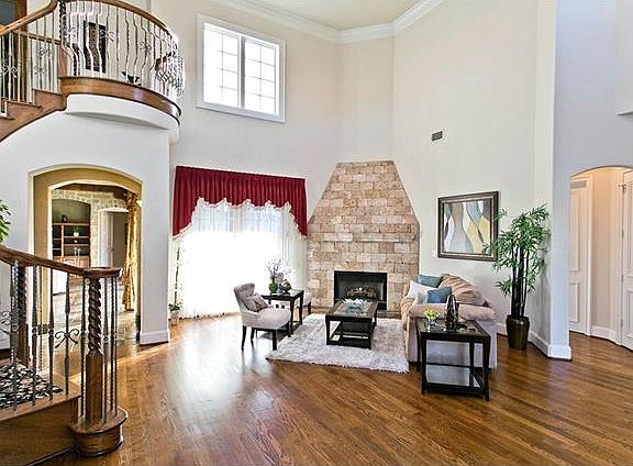 2nd image of 5008 Kirkland Ct