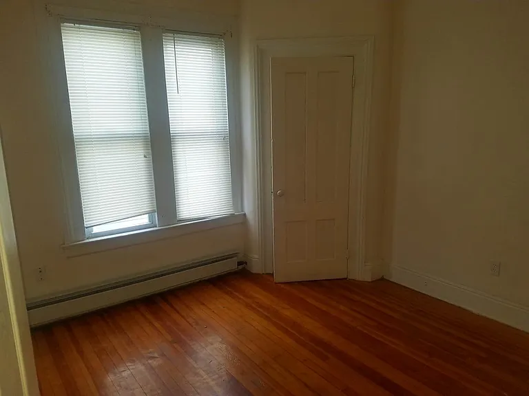 67 Williams St #2 — Photo 8