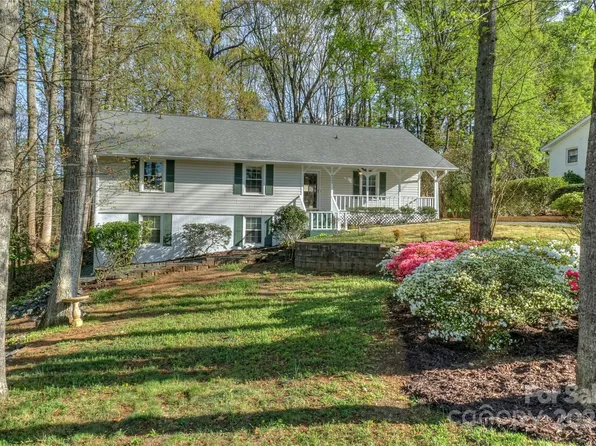 4242 Garvin Dr, Charlotte, NC 28269