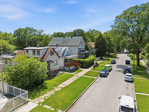 4th image of 305 W 117th St