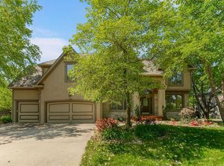 14602 Grant Ln, Overland Park, KS 66221
