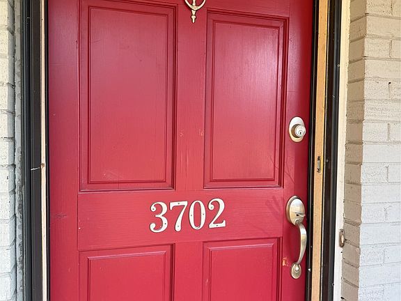 2nd image of 3702 Merrifield Dr