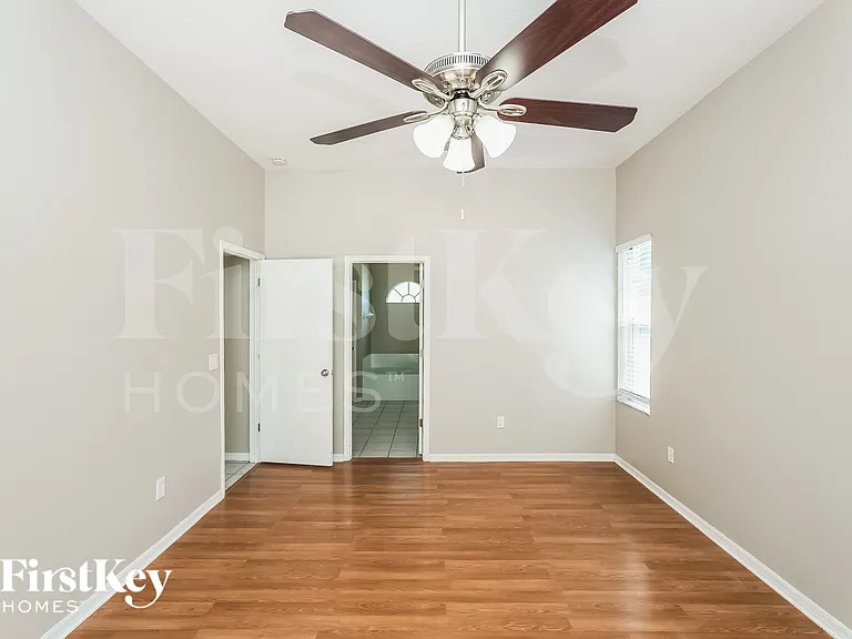 9712 Glenpointe Dr — Photo 9