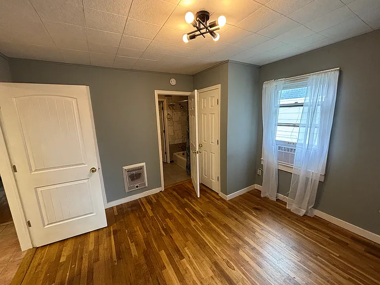 208 & 212 Marietta St #208 — Photo 2