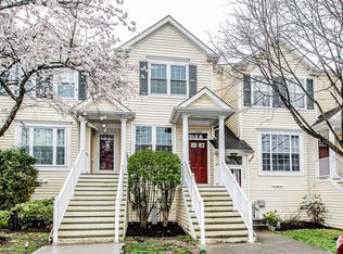 1532 Danewood Ct, Crofton, MD 21114