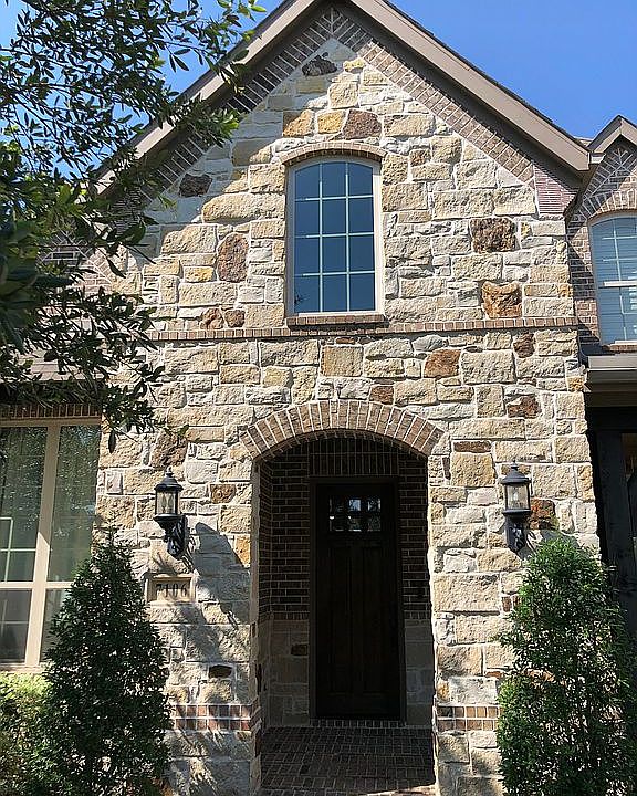 2nd image of 7106 Wandering Lake Ln