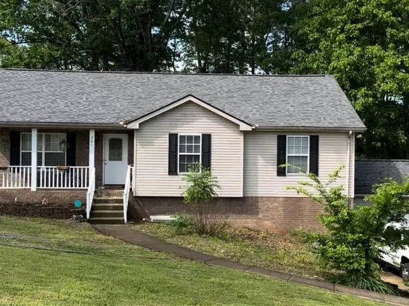 301 Spring Hollow Rd, Goodlettsville, TN 37072