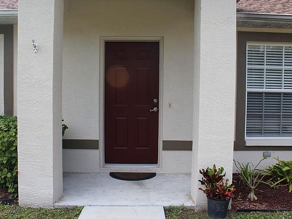 2nd image of 1335 Nora Ln