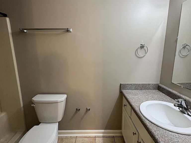 1701 Claxton Dairy Rd #B2 — Photo 7