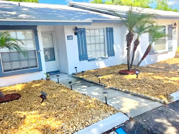 7249 Parkside Villas Dr N, Saint Petersburg, FL 33709