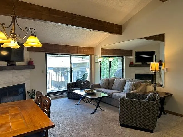 288 W Beaver Creek Blvd — Photo 2
