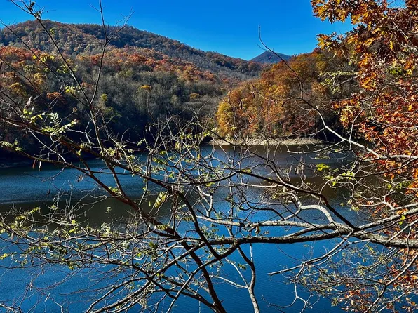 LOT 26 Lakeshore Dr, Nantahala, NC 28781