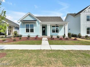 388 Longhill Dr, Wilmington, NC 28412