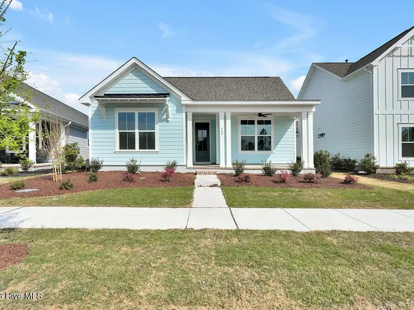 388 Longhill Drive, Wilmington, NC 28412