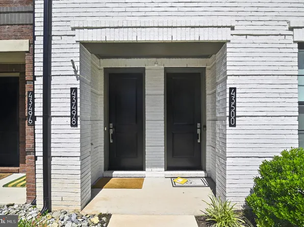 43498 Madison Springs Ter, Ashburn, VA 20148