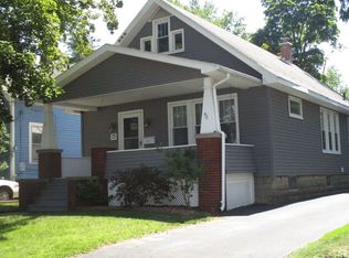 1064 Palmer Ave, Niskayuna, NY 12309