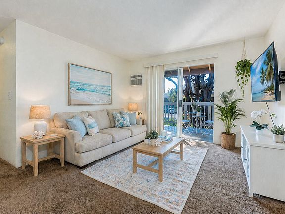 5th image of 140 Uwapo Rd APT 55-205
