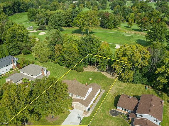 2nd image of 29699 Orangewood Dr