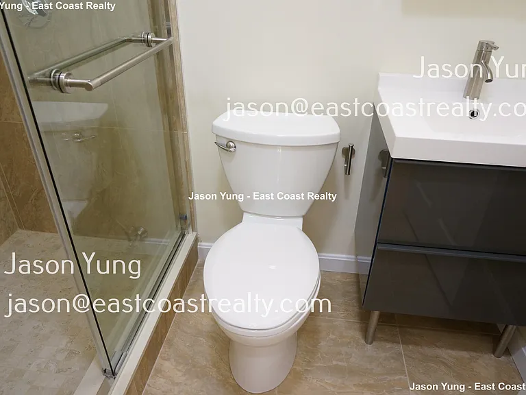 1032 Commonwealth Ave #2 — Photo 9