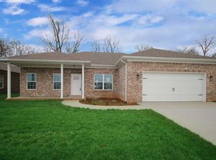 8760 Merrill Cir, Bowling Green, KY 42104