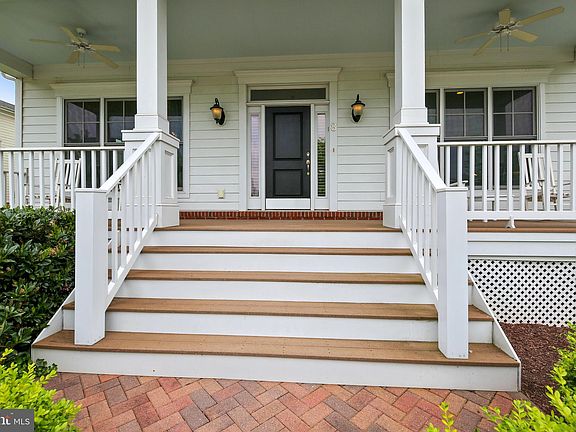 2nd image of 8 Bullard Cir
