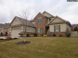 714 Lilac Ln, Dover, OH 44622
