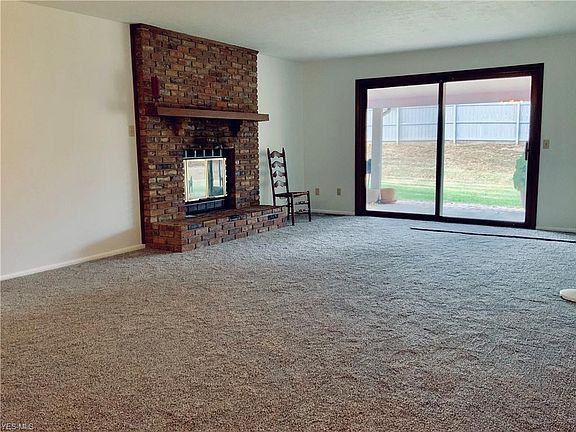 5th image of 12260 Woodside Ct #F19