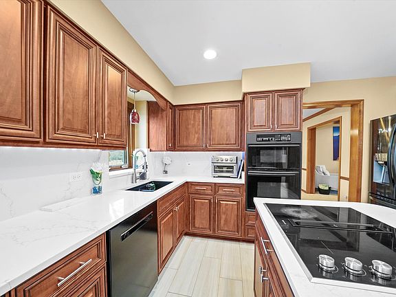 4th image of 18 Newgate Ave