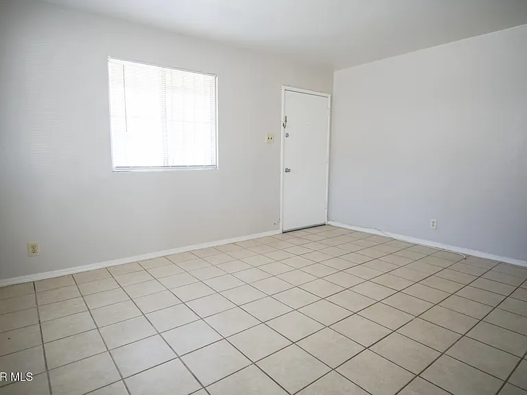 3600 Keltner Ave #5 — Photo 4