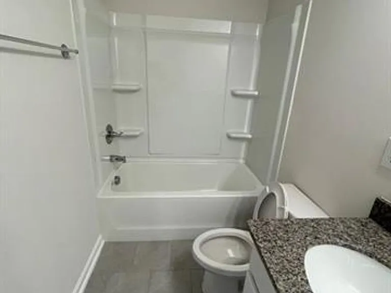 8139 Sheffield Dr — Photo 20