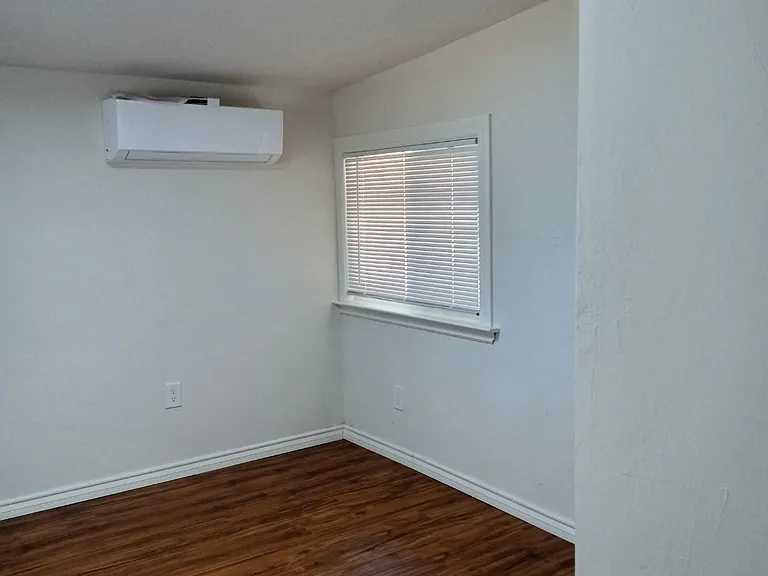 14480 Robinson Ave — Photo 27