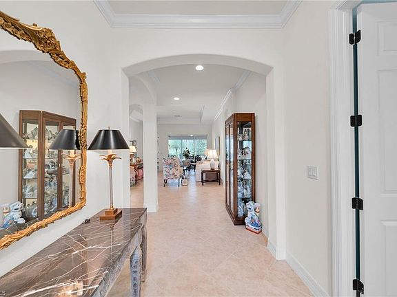 4th image of 21106 Torre Del Lago ST