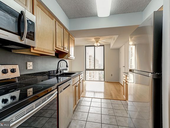 3rd image of 4500 S Four Mile Run Dr APT 1116